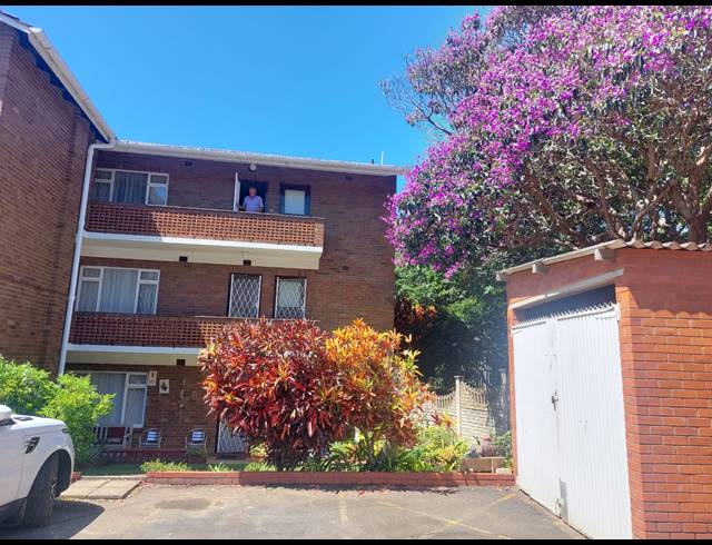 2 BEDROOM APARTMENT FOR SALE IN UVONGO